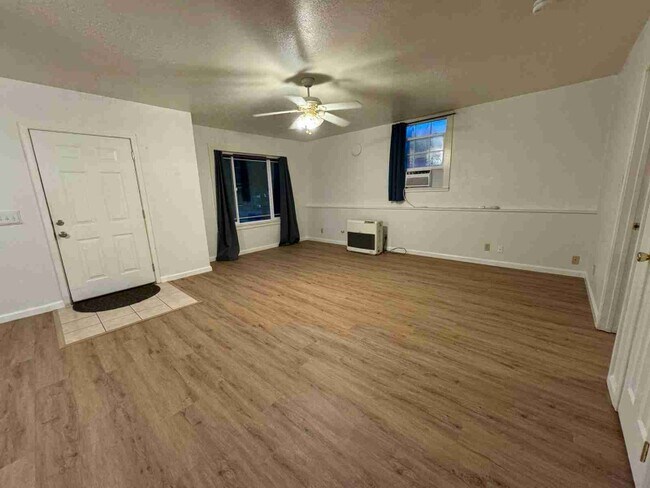 30776 Crag View Dr unit A, Dunsmuir, CA 96025 - photo 5