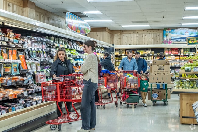 Bear Brand at Laguna Niguel residents have several options for grocery store shopping, including Trader Joe's.