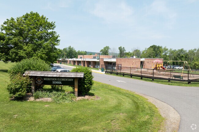 Webutuck Elementary School is one of several primary schools for children to attend in the North East neighborhood.