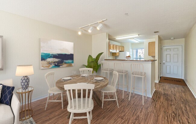 Oak Meadows Apartments, Cocoa, FL 32922 - photo 2