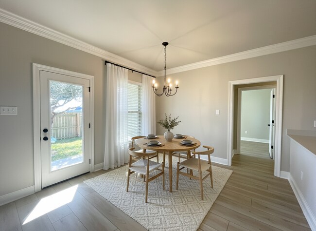 3352 Lake Crest Dr, Lake Charles, LA 70615 - photo 4