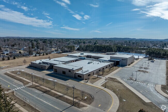 Putnam Heights Elementary School serves grades K-5.