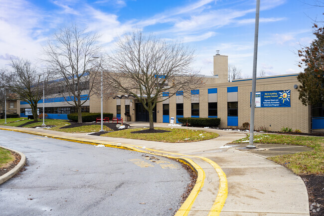 Fairfield Elementary School teaches grades PK, K-5.
