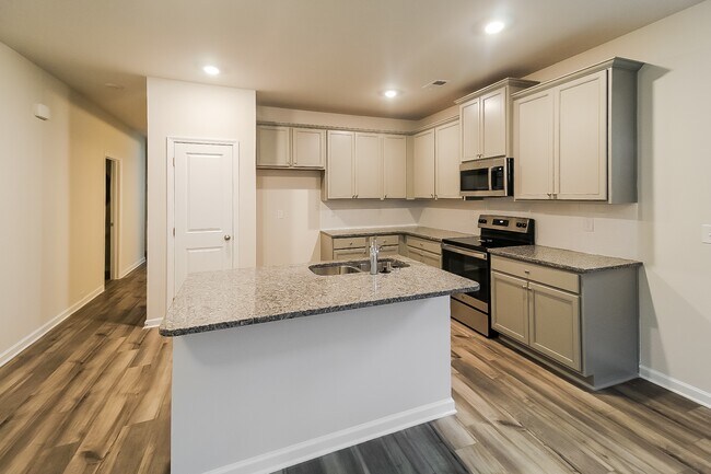 2890 Saratoga Lake View, Decatur, GA 30034 - photo 6