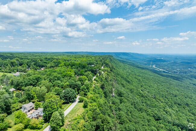Walden sits on Signal Mountain with is stunning scenery.