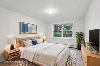 144 Dunbarton Rd, Manchester, NH 03102