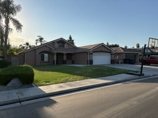 6213 Green Garden Dr, Bakersfield, CA 93313
