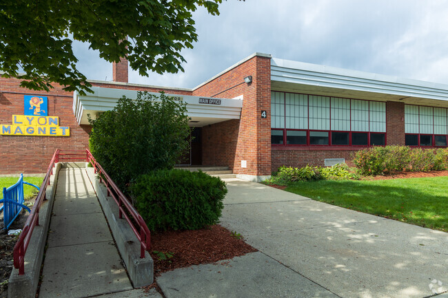 Lyon Magnet Elementary School provides education in the neighborhood of 
Waukegan