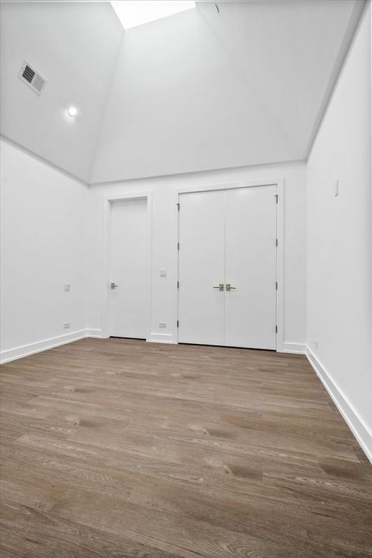 728 Lofts, Deerfield, IL 60015 - photo 2