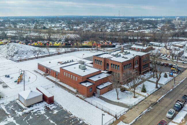 Wharton Elementary School has a student-teacher ratio of 11 to 1.