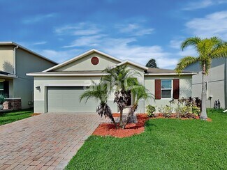5116 Piazza Loop, Magnolia Square, FL 34771