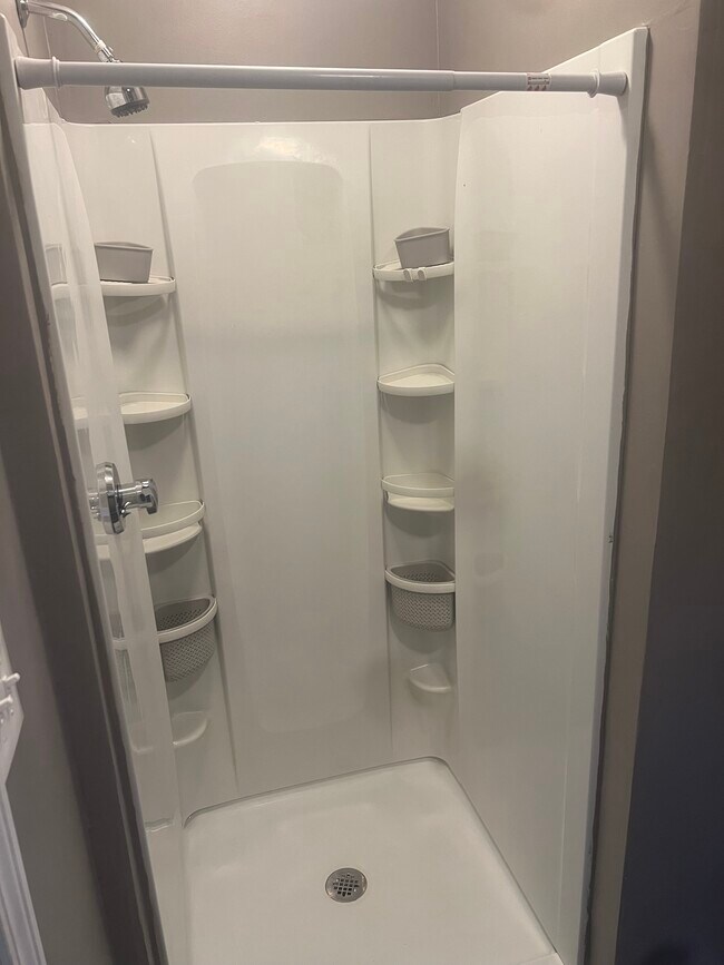 15 Chisholm Ave unit 4, Brockton, MA 02302 - photo 6