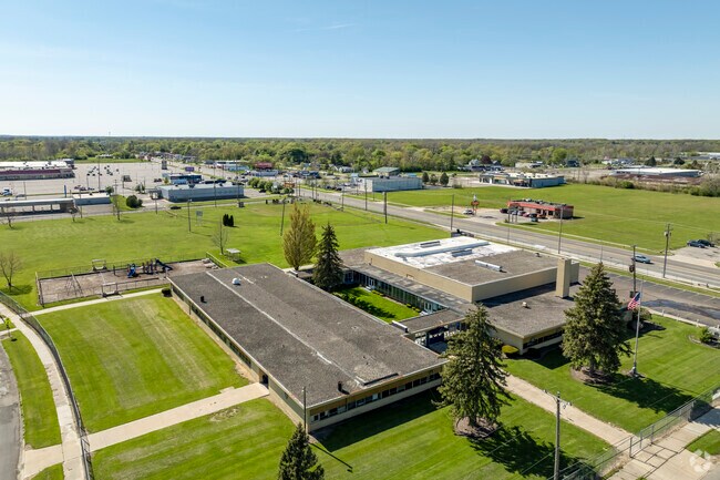 Eagle's Nest Academy provides an excellent education.