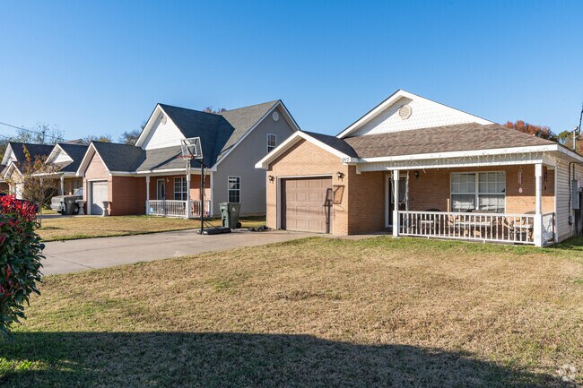 College Station homes are mostly American Traditional style homes.