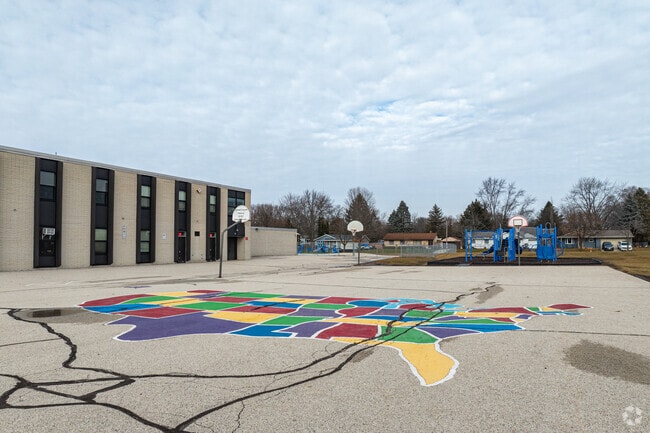 Play some basketball at Prairie Elementary School.