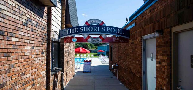 9361 Starboard Dr, Fair Haven, MI 48023 - photo 6