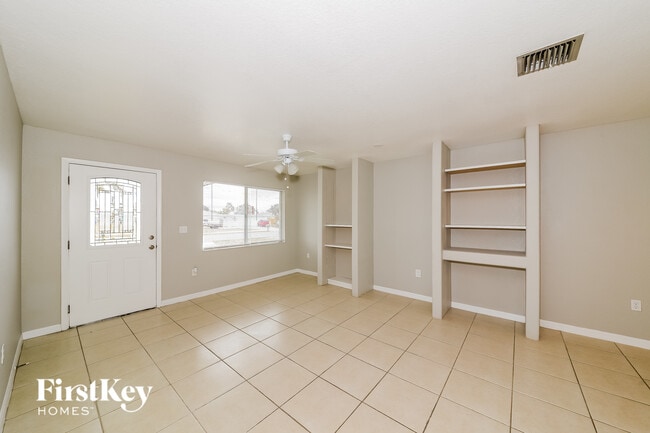 3631 Harbor Blvd, Port Charlotte, FL 33952 - photo 2