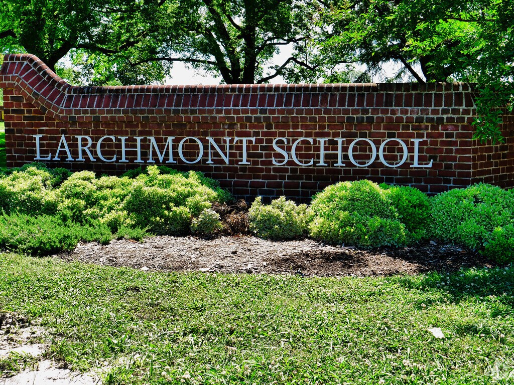 Welcome to Larchmont Elementary School located in Norfolk, VA.