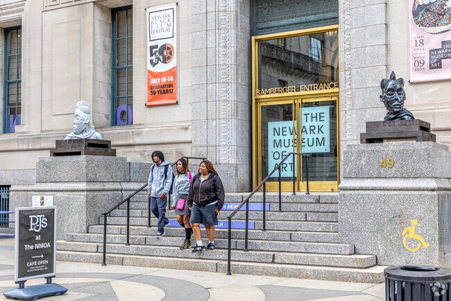 University Heights locals enjoy art at The Newark Museum in nearby Downtown.