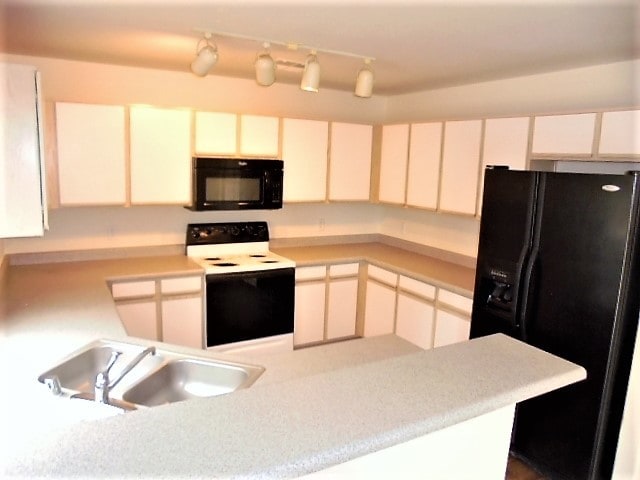 12717 W Paradise Dr, El Mirage, AZ 85335 - photo 2