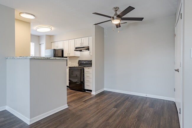 Arbors at Hickory Creek, University Park, IL 60484 - photo 2