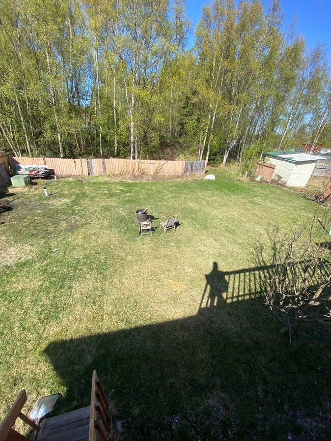 10040 Gebhart Dr, Anchorage, AK 99515 - photo 7