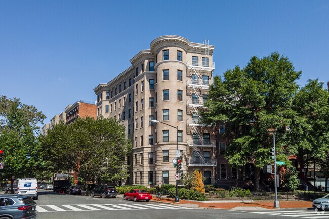 Turn-of-the-century apartment buildings can be found on the north edge of Downtown DC.