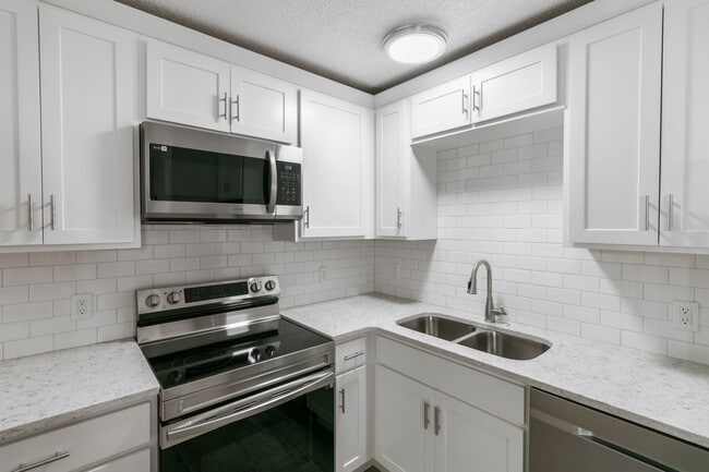 The Lofts at Sprague (Sprague and Michigan LLC), Kalamazoo, MI 49006 - photo 4