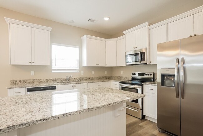 1255 Oak Ln, Thomson, GA 30824 - photo 4