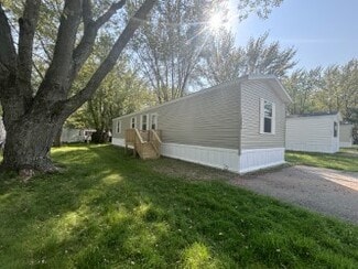 1407 N Peach Ave, Marshfield, WI 54449