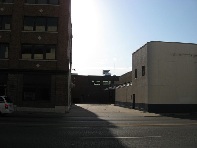 333 N English St, Wichita, KS 67202 - photo 5