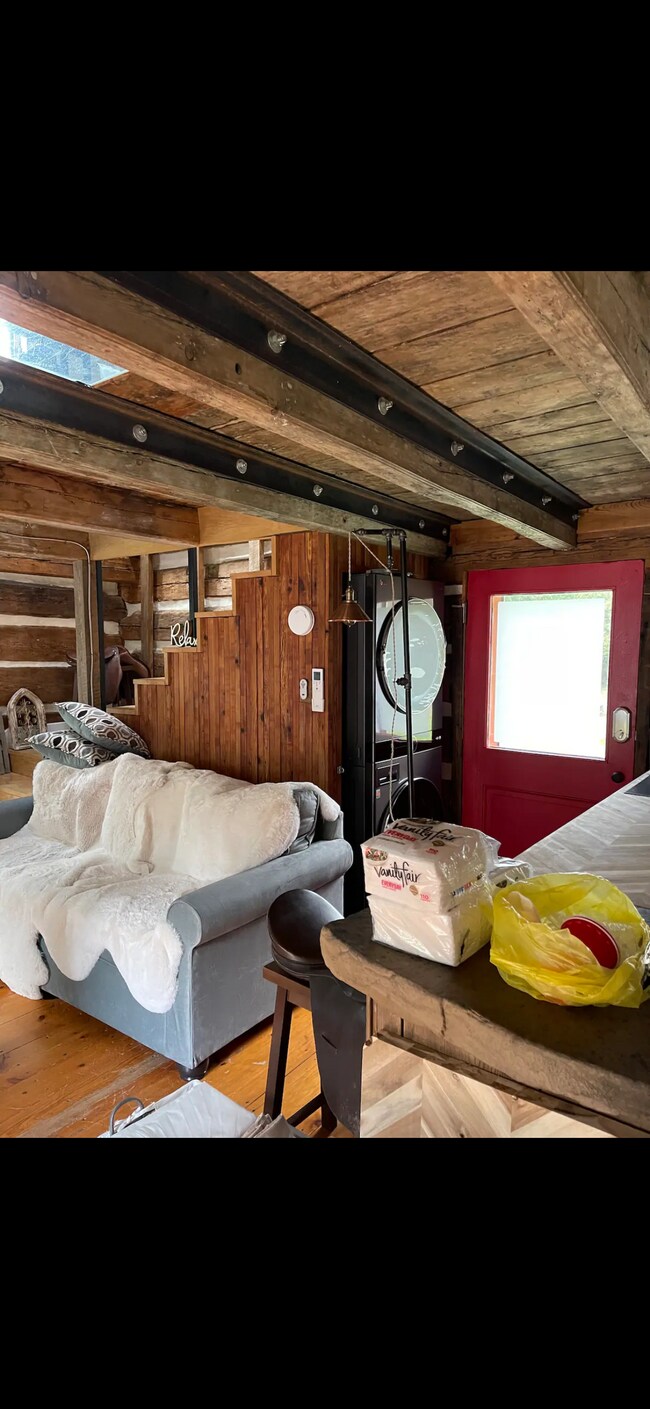 1608 Laurel Grove Rd unit Townhome Cabin, Winchester, VA 22602 - photo 6