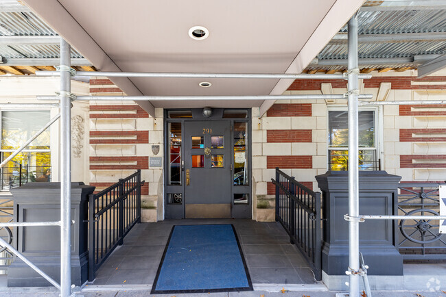 Dwight School
