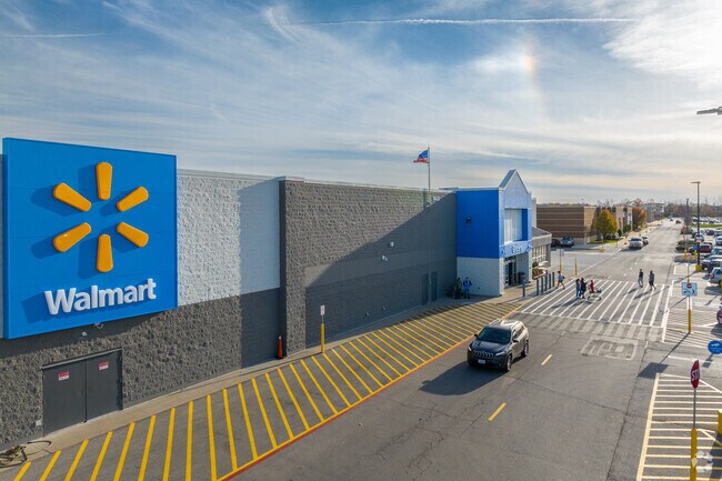 Everything you need is just minutes from Park State East.