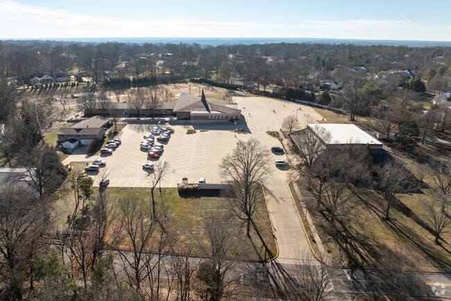 St Justin Martyr School in Sunset Hills offers various activities for students.