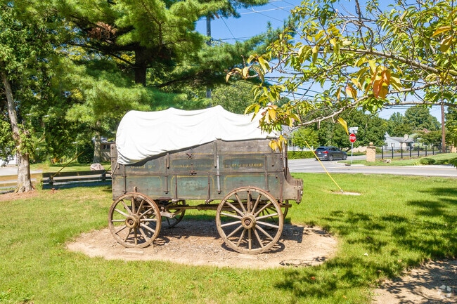 Residents of Taylor Ridge have easy access to the Livingston House and Museum.