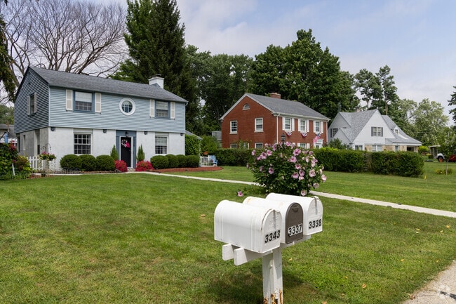 Rows of homes are a common sight in this neighborhood.