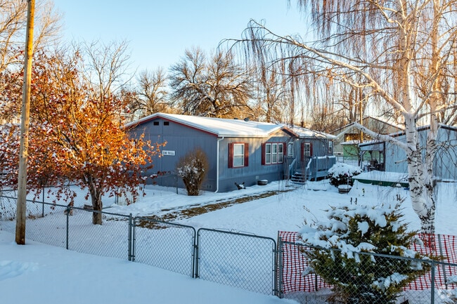 Manufactured homes can be found throughout Belfry.