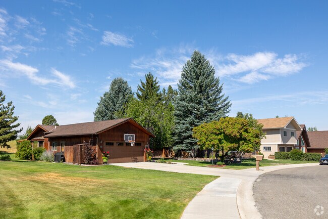 North Central Helena's neighborhood showcases a mix of home styles and mature trees.