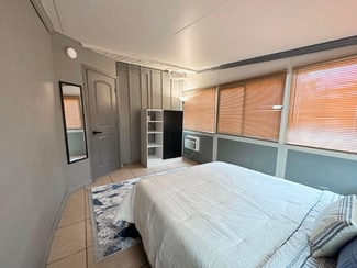 6913 Cocos Dr, Orlando, FL 32807