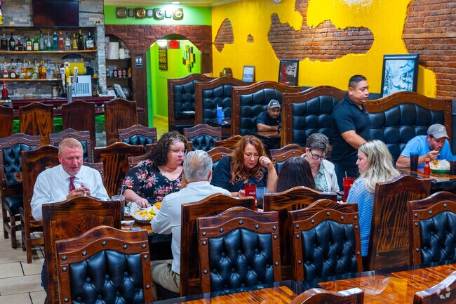 Los Luna’s Mexican Restaurant surrounds guests with vibrant colors, cultural artwork and an extensive menu of authentic flavors.