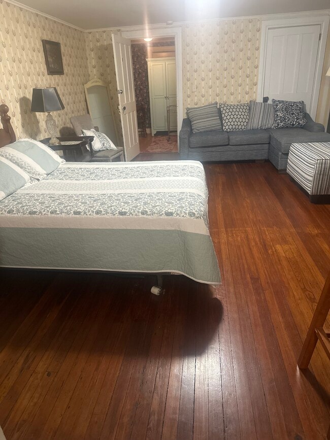 7 Madison Place unit 1, Albany, NY 12202 - photo 2