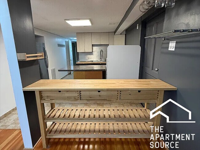 3318 W Pierce Ave unit G, Chicago, IL 60651 - photo 4