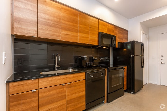 STUDIO 1BA - 465SF Kitchen