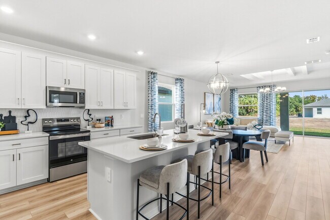 9212 Optimist Way, Palmetto, FL 34221 - photo 2