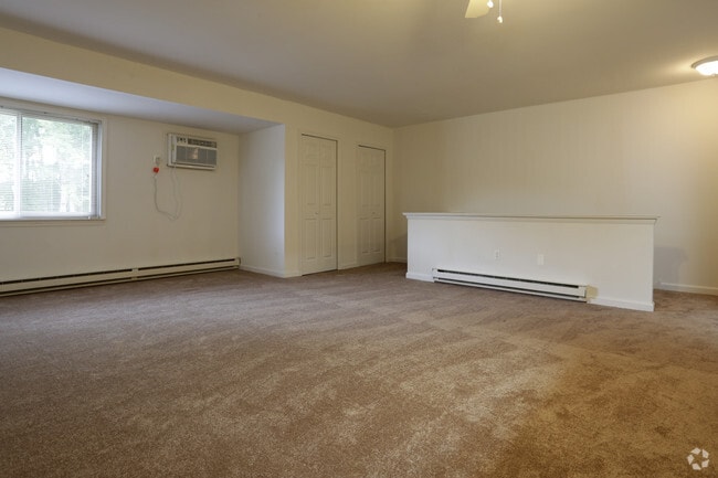 Center Point West, Bensalem, PA 19020 - photo 3