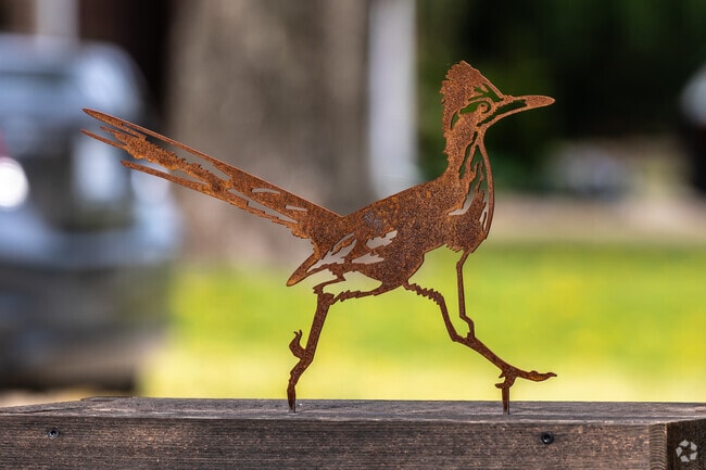 Nature-themed yard decor is a common and delightful sight in Springfield.