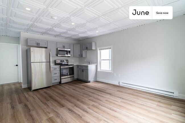 102 Cross St unit A, Somerville, MA 02145 - photo 3