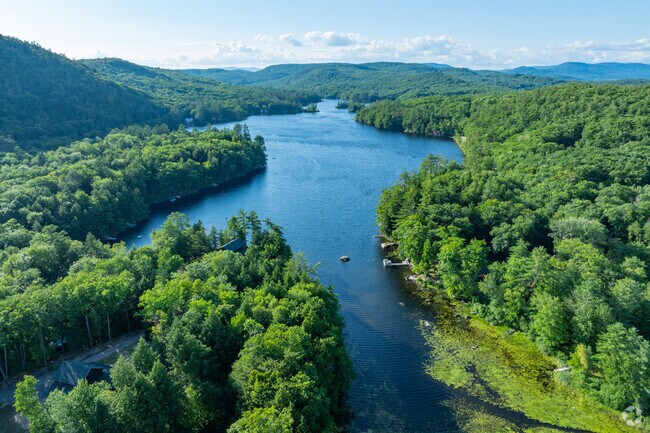 Lake Winona is another piece of paradise that residents can enjoy near New Hampton.