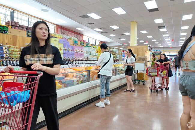 For grocery residents of San Pasqual go to Trader Joe’s about a mile south.